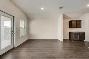 972 Glover Dr, Aubrey, TX 76227 - Photo 7