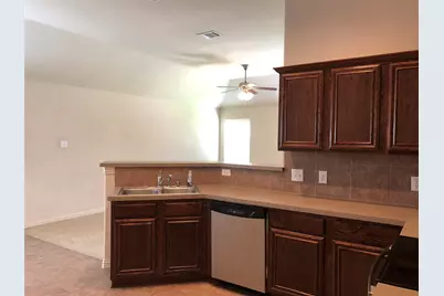 5004 Diamond Peak Court, McKinney, TX 75071 - Photo 5