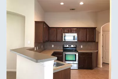 5004 Diamond Peak Court, McKinney, TX 75071 - Photo 3