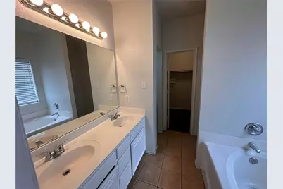 2425 Collier Drive, McKinney, TX 75071 - Photo 13
