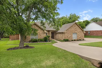 9126 Hanging Moss Drive, Granbury, TX 76049 - Photo 3