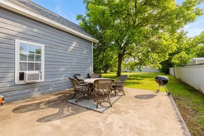 201 E Plummer Street, Eastland, TX 76448 - Photo 25