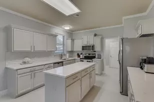 1414 Park Palisades Dr, Corinth, TX 76210 - Photo 11