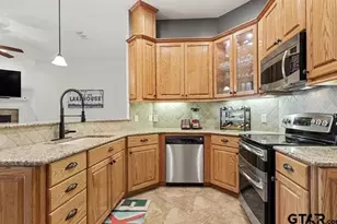 3522 S Island Dr, Chandler, TX 75758 - Photo 9