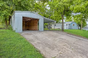 401 E Morton St, Denison, TX 75021 - Photo 25