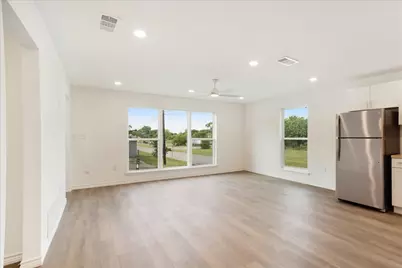 401 E Morton Street, Denison, TX 75021 - Photo 9