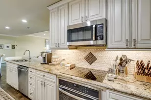 6335 W Northwest Hwy, Dallas, TX 75225 - Photo 17