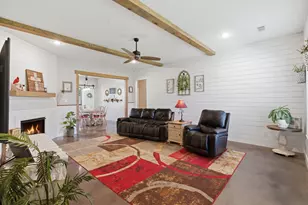 300 Mockingbird Ln, Springtown, TX 76082 - Photo 9