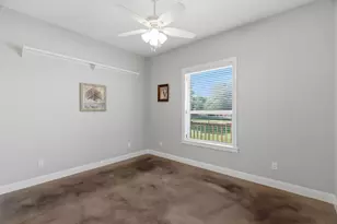 300 Mockingbird Ln, Springtown, TX 76082 - Photo 21
