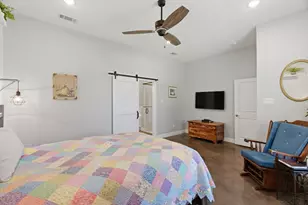 300 Mockingbird Ln, Springtown, TX 76082 - Photo 15