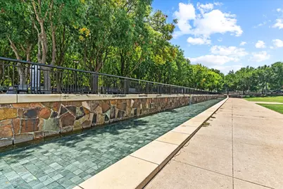 4072 Oak Circle, Addison, TX 75001 - Photo 11