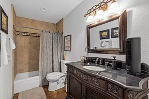 1805 Lakecrest Ct, Carrollton, TX 75006 - Photo 15