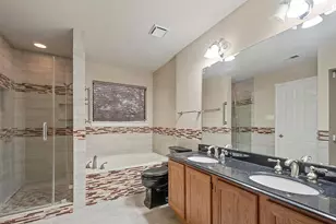 1922 Pinecrest Dr, Carrollton, TX 75010 - Photo 21