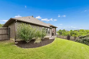 6427 Lake Bluff Dr, Dallas, TX 75249 - Photo 27