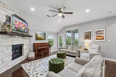 6427 Lake Bluff Drive, Dallas, TX 75249 - Photo 5