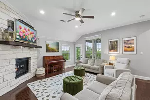 6427 Lake Bluff Dr, Dallas, TX 75249 - Photo 5
