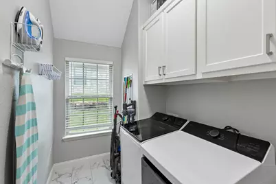 6427 Lake Bluff Drive, Dallas, TX 75249 - Photo 25