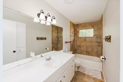 500 W London Street, Bowie, TX 76230 - Photo 17