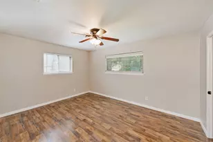 500 W London St, Bowie, TX 76230 - Photo 19