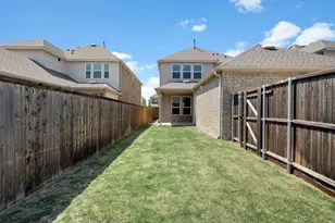 1413 Bellingham Ln, Garland, TX 75044 - Photo 37