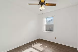 1822 Finley Rd, Irving, TX 75062 - Photo 27