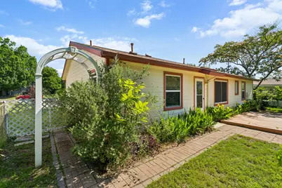 1822 Finley Road, Irving, TX 75062 - Photo 5