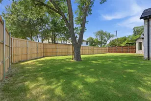 10921 Beauty Ln, Dallas, TX 75229 - Photo 25
