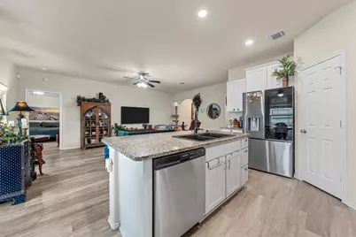3204 Beutel Road, Waco, TX 76655 - Photo 9