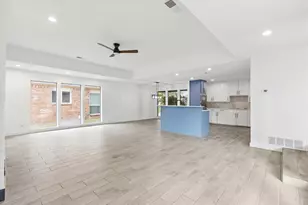 17003 Davenport Rd, Dallas, TX 75248 - Photo 9