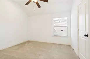 675 Brookstone Dr, Irving, TX 75039 - Photo 31