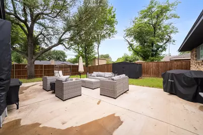 722 Oakbluff Drive, Lancaster, TX 75146 - Photo 33