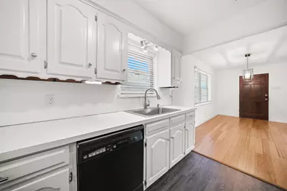 722 Oakbluff Drive, Lancaster, TX 75146 - Photo 15