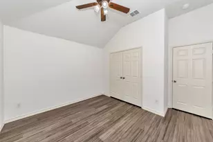 10209 Fossil Valley Dr, Fort Worth, TX 76131 - Photo 27