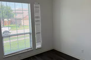 10209 Fossil Valley Dr, Fort Worth, TX 76131 - Photo 37