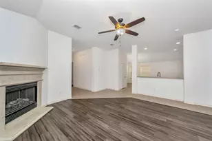 10209 Fossil Valley Dr, Fort Worth, TX 76131 - Photo 23