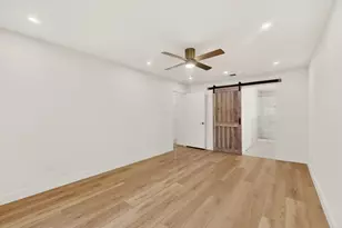 2210 Placid Dr, Carrollton, TX 75007 - Photo 21