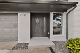 2210 Placid Dr, Carrollton, TX 75007 - Photo 3