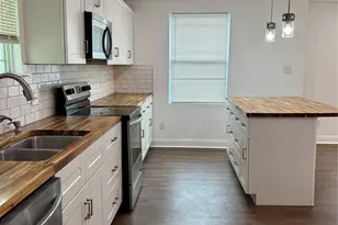 2722 S Adams St, Fort Worth, TX 76110 - Photo 9