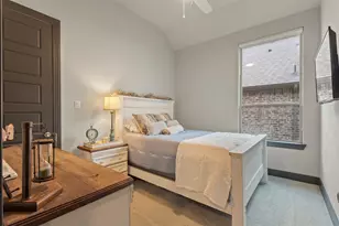 1929 Campground Wy, Aubrey, TX 76227 - Photo 11