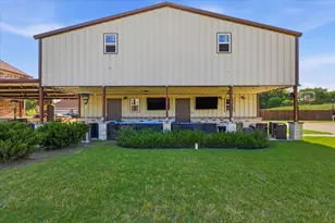 2056 Willow Bend Dr, Oak Leaf, TX 75154 - Photo 31