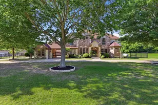 2056 Willow Bend Dr, Oak Leaf, TX 75154 - Photo 35