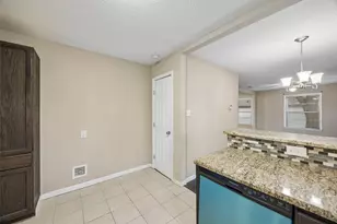 117 Moon St, Cleburne, TX 76033 - Photo 11