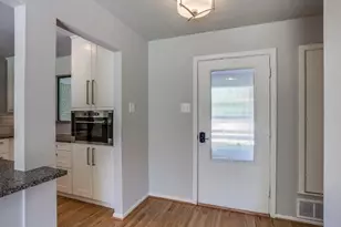 203 Leda Dr, Dallas, TX 75218 - Photo 11