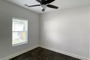 722 E Woodard St, Denison, TX 75021 - Photo 5