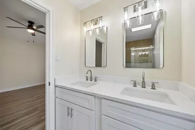 2035 Sancerre Lane, Carrollton, TX 75007 - Photo 21