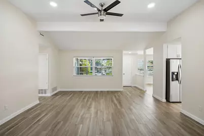 2035 Sancerre Lane, Carrollton, TX 75007 - Photo 9