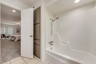 7492 E NW Hwy, Dallas, TX 75231 - Photo 11