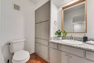 7492 E NW Hwy, Dallas, TX 75231 - Photo 9