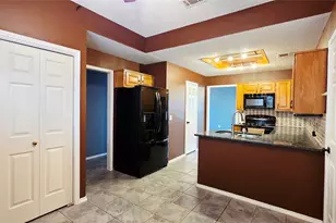 2122 Arbor Creek Dr, Carrollton, TX 75010 - Photo 5