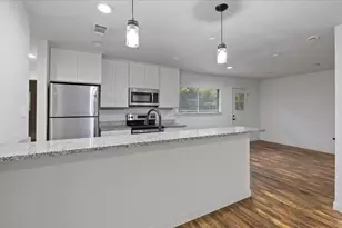 4713 Driskell Blvd, Fort Worth, TX 76107 - Photo 9